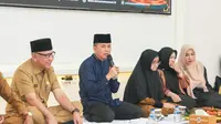 Pj Gubernur Sumut Agus Fatoni Disambut Acara Upa-Upa Usai Kembali Ibadah Umrah dari Tanah Suci