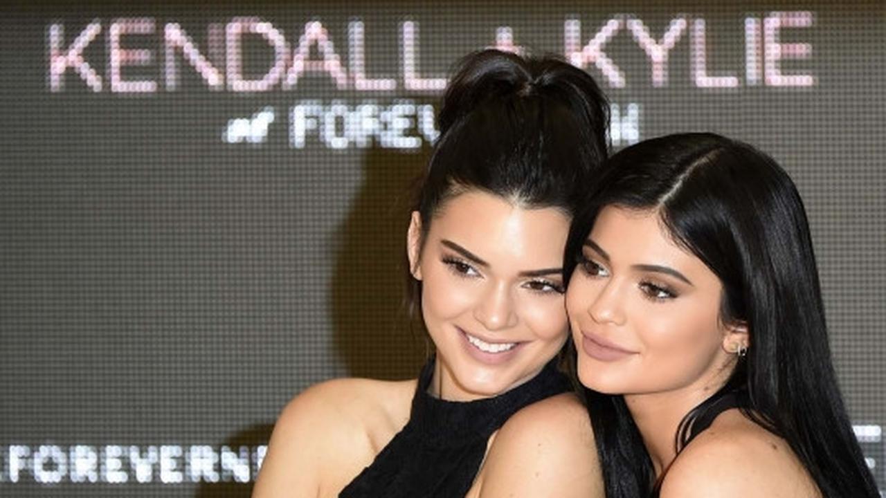 Pesona Kendall dan Kylie bikin heboh fans di Melbourne