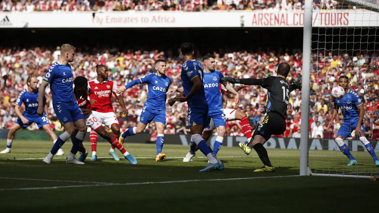FOTO: Arsenal Gagal Tembus Liga Champions