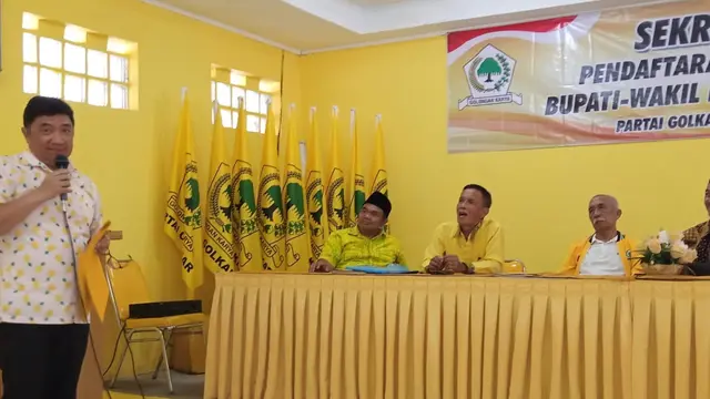 Abdusy Syakur, salah satu nama yang mengikuti penggodokan Bacalon Pilkada Garut 2024 dari Gpkar selain kader lain seperti Nadiman, Ade Najmulloh, Dudung Sudiana serta Uu Saepudin. (Liputan6.com/Jayadi Supriadin)
