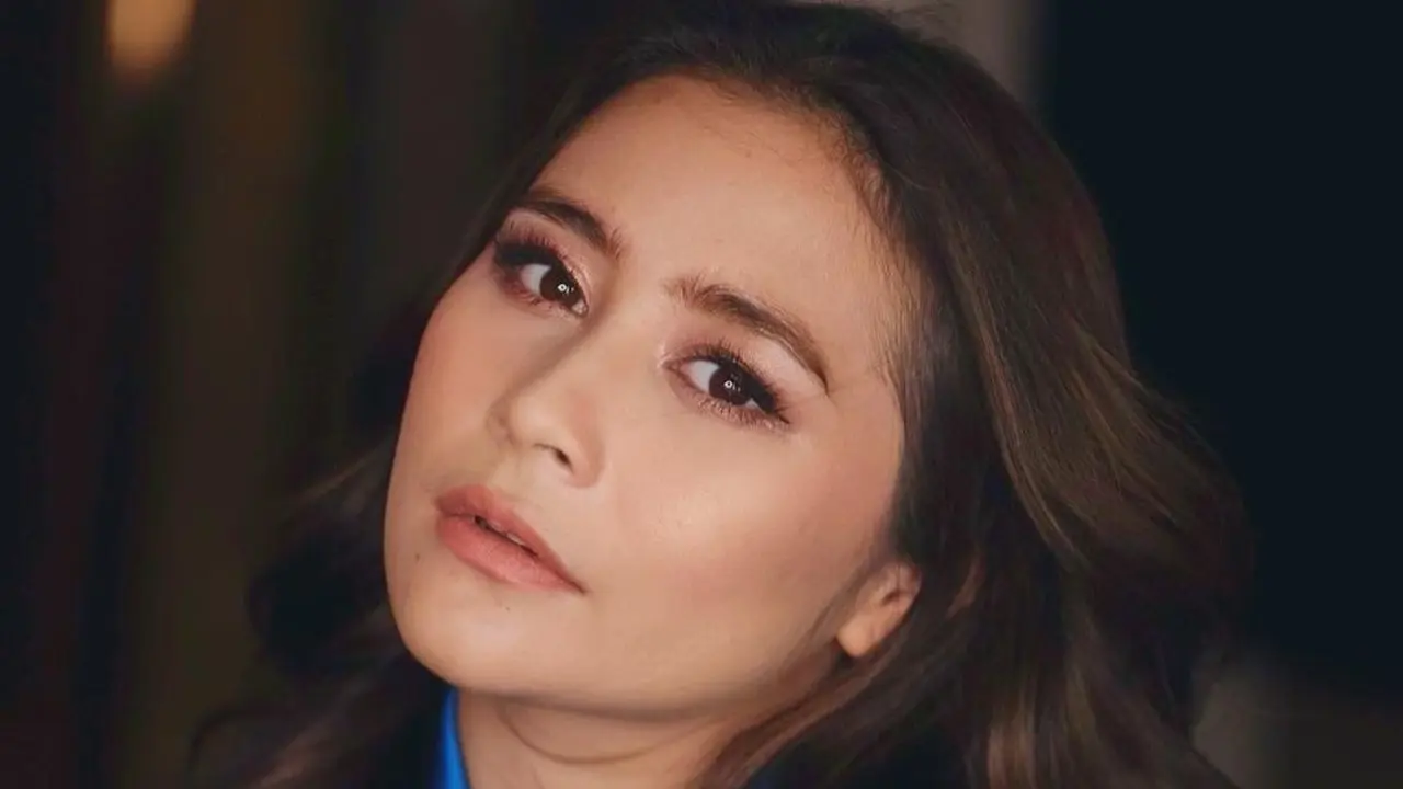 [Fimela] Prilly Latuconsina