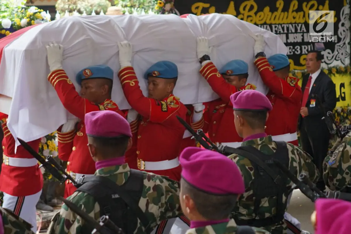 Dimakamkan Secara Militer, Jenazah BJ Habibie Diserahkan Kepada Negara