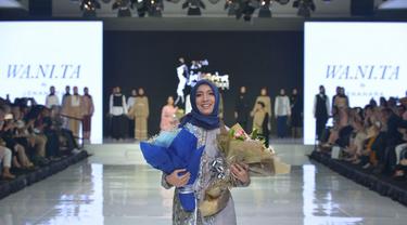 Jfff 2018 Hadirkan Koleksi Jenahara Yang Terinspirasi Dari Empower Women Fashion Fimela Com