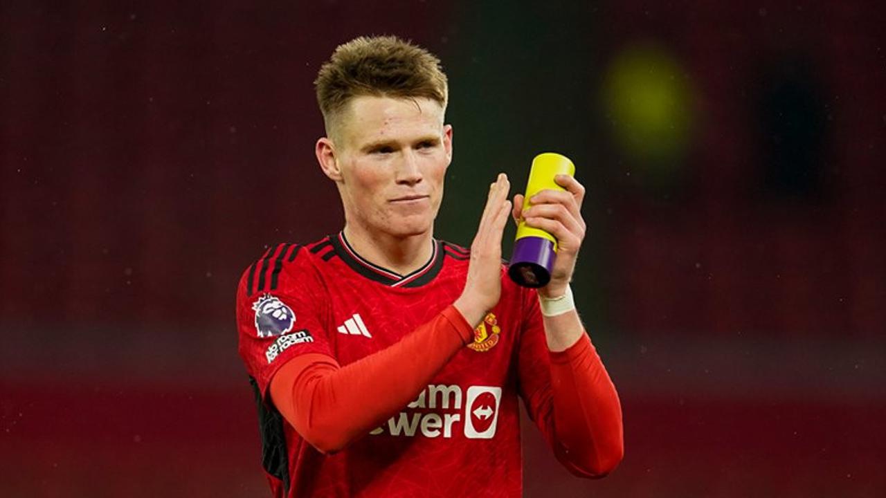 Napoli telah mencapai kesepakatan dan kini hanya selangkah lagi untuk menyelesaikan transfer Scott McTominay.