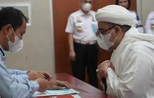 VIDEO: Alasan di Balik Rizieq Shihab Gugat Jokowi Rp5.246 Triliun, Istana "Jangan Cari Sensasi!"