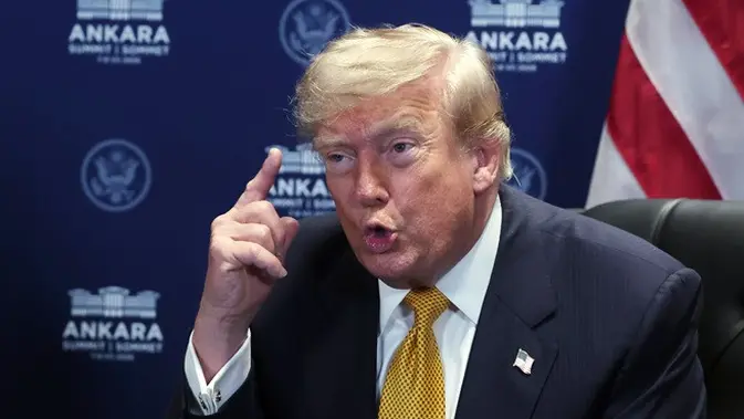 Trump Kembali Ngotot Kuasai Greenland