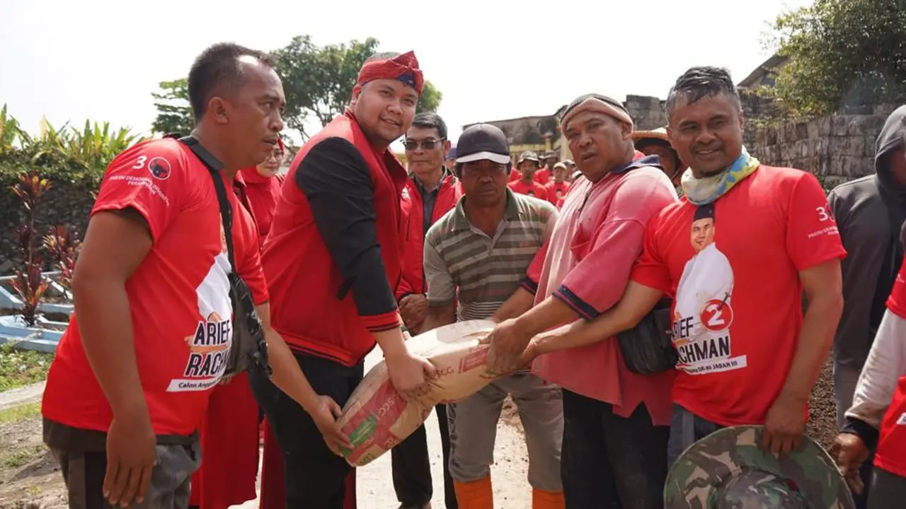 Caleg Muda PDI Perjuangan, Arief Rachman