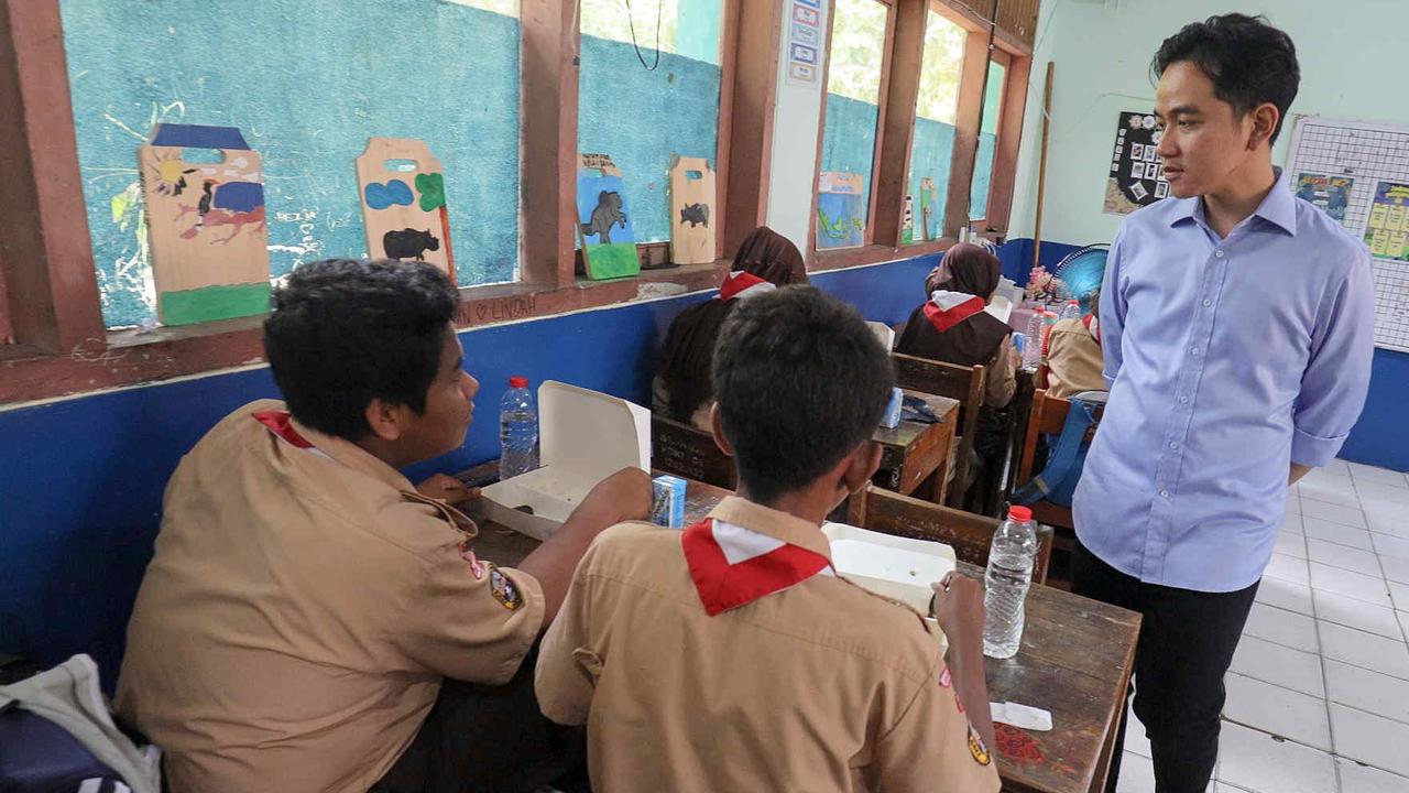 Wapres Gibran Tinjau Uji Coba Makan Bergizi di Jakarta