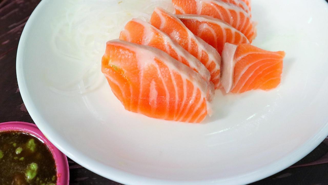 Ilustrasi Ikan Salmon