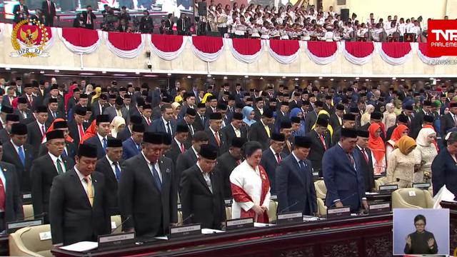 Pelantikan dan pembacaan sumpah dan janji anggota DPR periode 2024-2029, Selasa (1/10/2024).