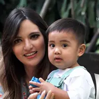 Bintang.com memberikan pertanyaan yang mungkin tak pernah terbayangkan oleh artis, dan hari ini giliran Nia Ramadhani.