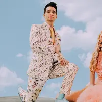 Taylor Swift dan Brendon Urie rilis lagu kolaborasi dengan visual yang memikat, ME! (VeVo Taylor Swift)