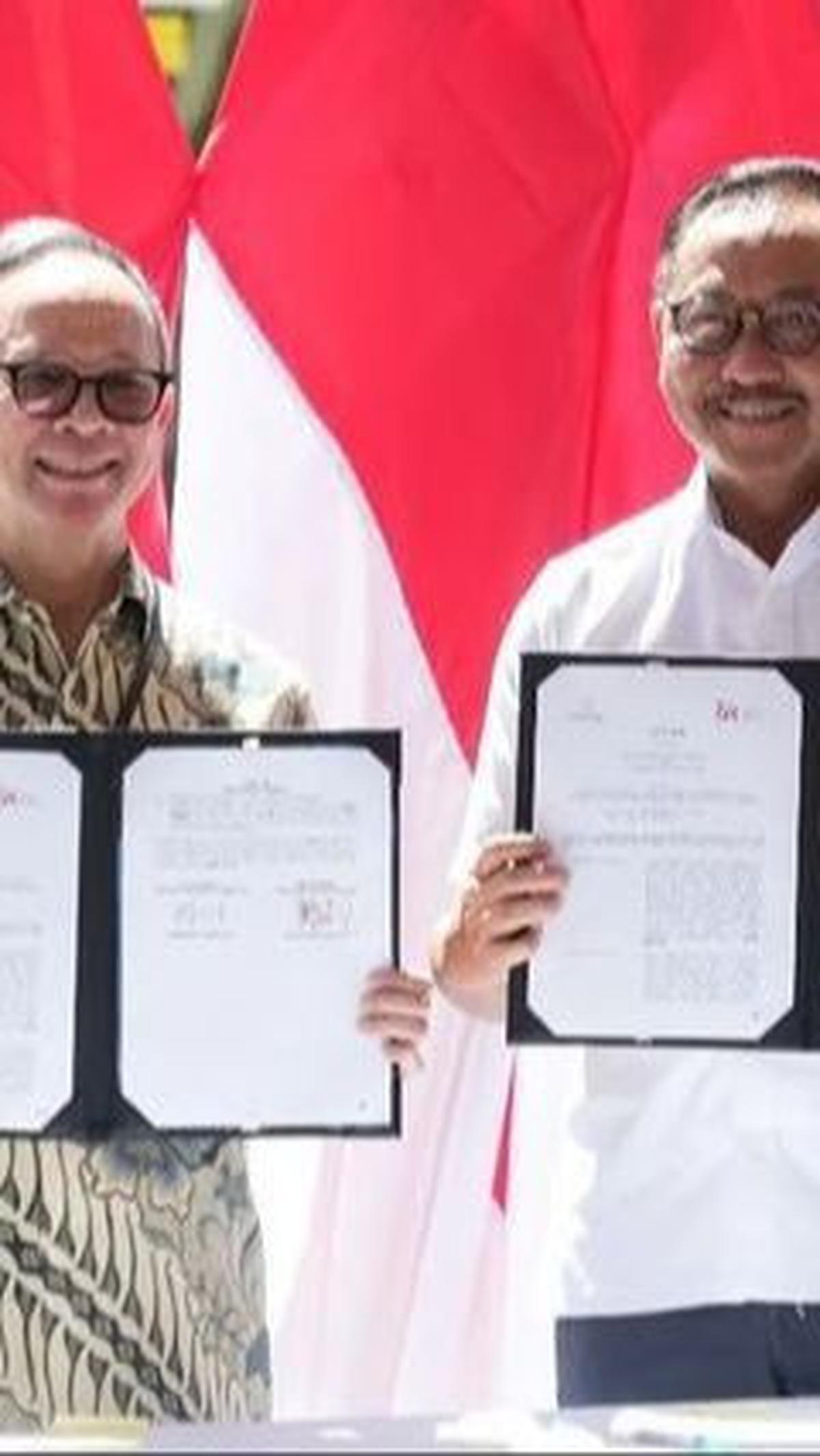 "Teman-teman saya ini merupakan teman-teman yang tangguh, ibu bapak sekalian. Jadi ya demikianlah kondisinya. Mereka juga tetap bekerja dan semangat. Tapi tentunya kami juga melakukan langkah-langkah agar ini semua bisa dipercepat," imbuhnya. <br>