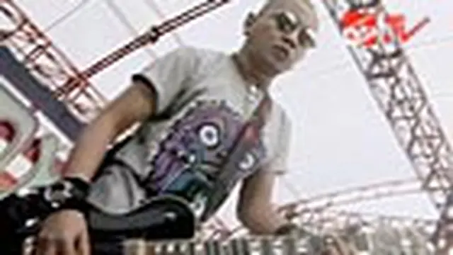Kotak - Terbang