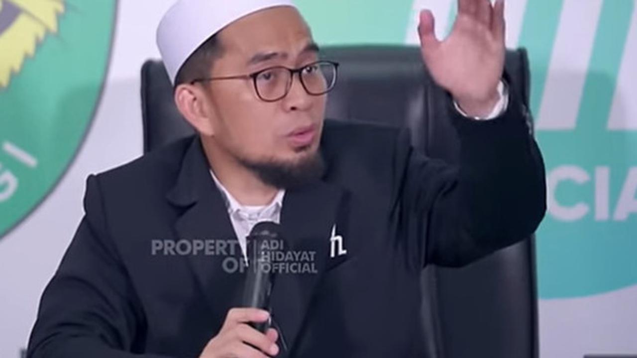 Alasan Penting Melaksanakan Sholat Menurut Ustadz Adi Hidayat, Yuk Simak!