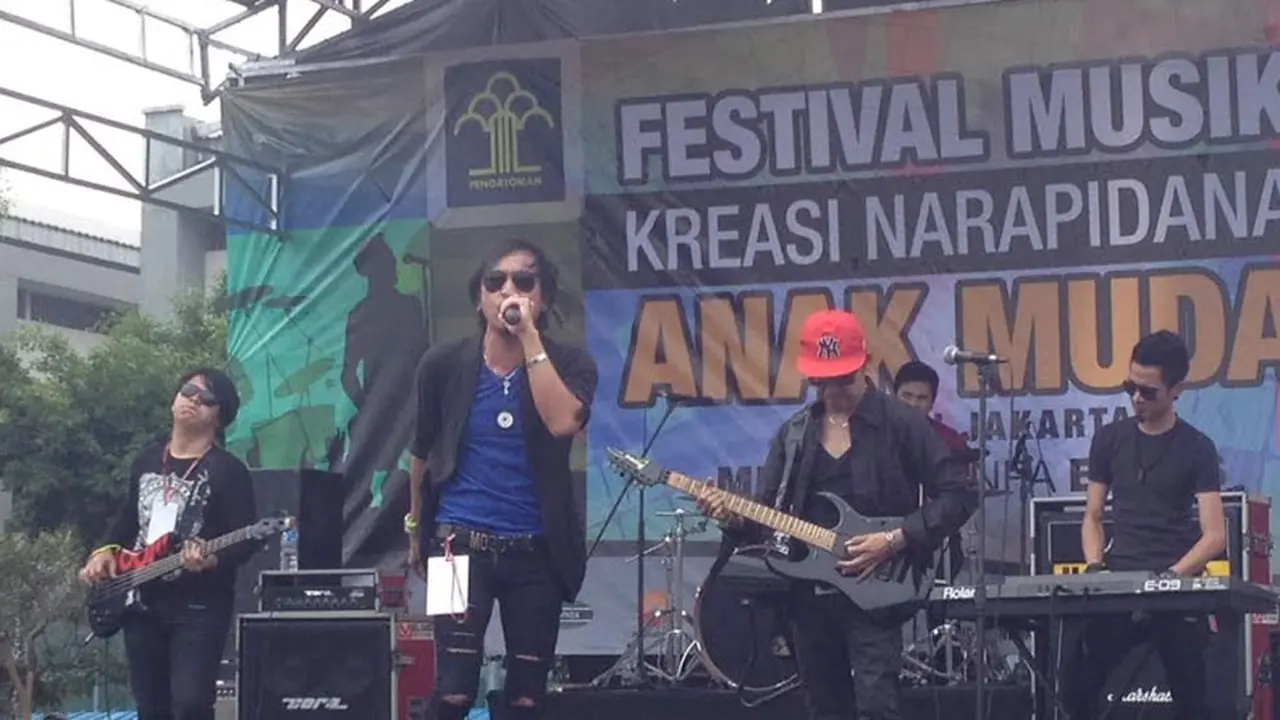 Radja band main di LP Cipinang
