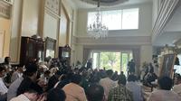 Mantan Menteri Agama RI Suryadharma Ali meninggal dunia dan akan dimakamkan di&nbsp;Taman Makam Pahlawan Kalibata, Jakarta Selatan (Jaksel), Kamis (31/7/2025). (Liputan6.com/Muhammad Radityo Priyasmoro)