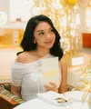 Belum genap 20 tahun, Naura Ayu tampil kian dewasa dengan gaya busananya yang feminin elegan [@naura.ayu]