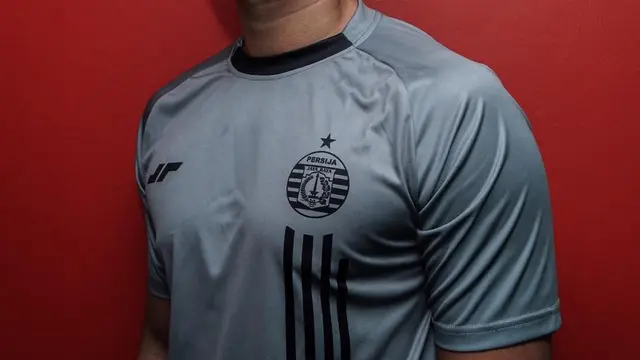 Persija Jakarta, Apparel Juara