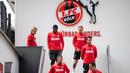 Pemain FC Koeln saat sesi latihan, Selasa (5/5/2020). Sejumlah klub liga Jerman kembali menggelar latihan jelang bergulirnya kembali Bundesliga. (AFP/Marius Becker)