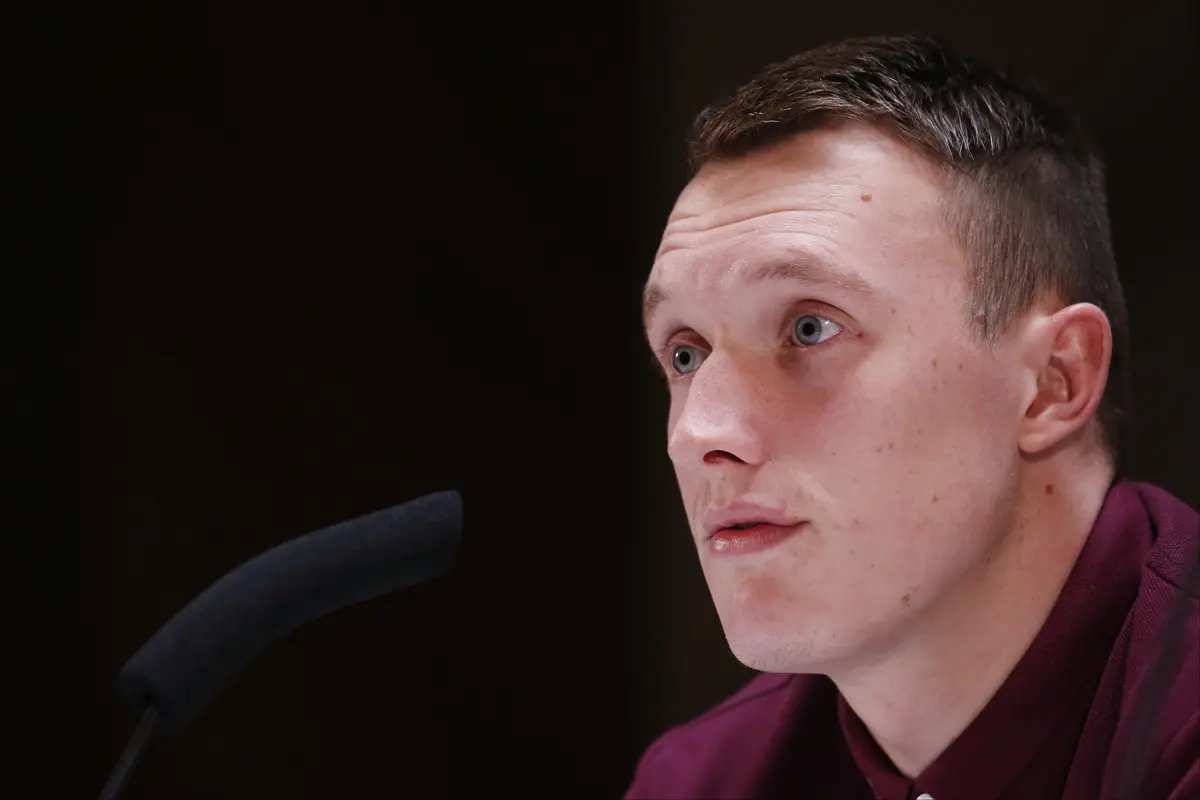 Bek Manchester United (MU), Phil Jones.
