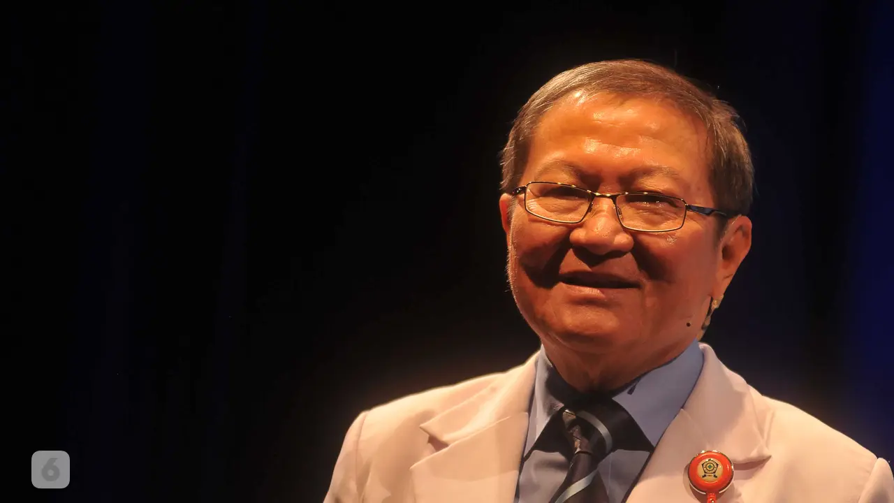 6 Pahlawan dengan Kiprah Tak Biasa