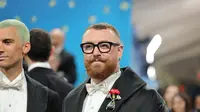 Sam Smith Blak-blakan Ungkap Jalani Liposuction di Usia 13 Tahun, Berakhir dengan Mimpi Buruk
