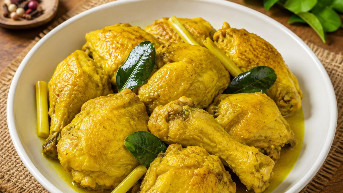 Cara Membuat Ayam Ungkep Kuning yang Bumbu Meresap Sampai Tulang, Lengkap dengan Tips Anti Gagal