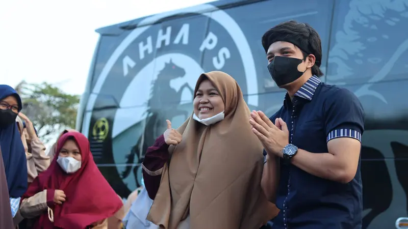 AHHA PS Pati bersama Anak-anak Yatim Piatu di Bekonang