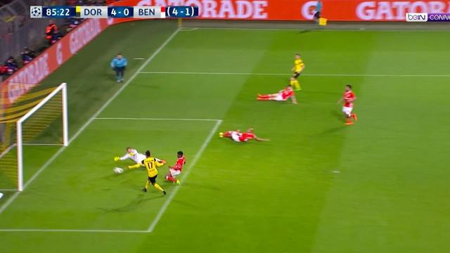 Borussia Dortmund melaju ke perempat final Liga Champions usai meraih kemenangan telak 4-0 atas Benfica dalam laga leg kedua babak 16 besar.