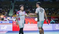 Leo Rolly Carnando dan Daniel Marthin melakukan seleberasi usai mendapatkan poin saat melawan wakil tuan rumah, Peeratchai Sukphun/Pakkapon Teeraratsakul, pada Thailand Open 2026, Jumat (15/5/2026) di Bangkok.
