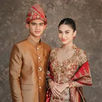 Intip potret Azizah Salsha dan Pratama Arhan tampil serasi dalam balutan busana adat Minang (@ferry_bajoekoe)
