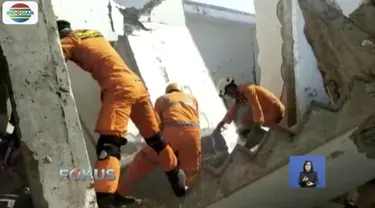 Hari ini tim pencarian korban tsunami dari Basarnas gabungan dibagi menjadi 12 kelompok.