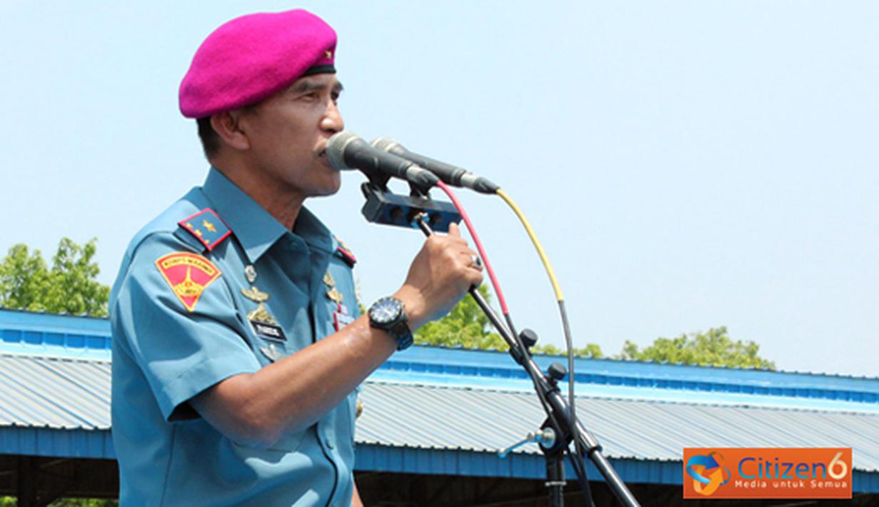 Citizen6, Surabaya: Komandan Korps Marinir Brigadir Jenderal TNI (Mar) A. Faridz Washington mengambil apel Khusus yang diikuti 3000 prajurit Marwiltim di Lapangan Apel Trian Sutedi Senaputra, Karang Pilang, Surabaya, Rabu (19/9). (Pengirim: Budi Abdillah)