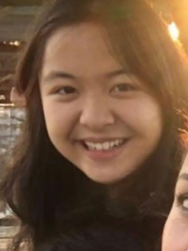 Potret Masa Kecil Bernadya (TikTok/bearnotber)