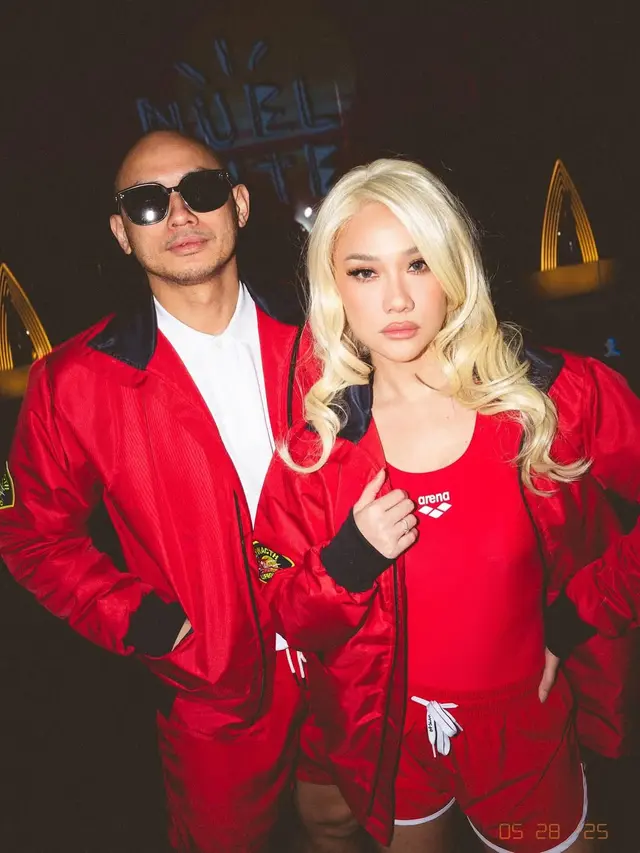 9 Kostum Artis Paling Ikonik di Aries Party 2025, Bertema 90-an