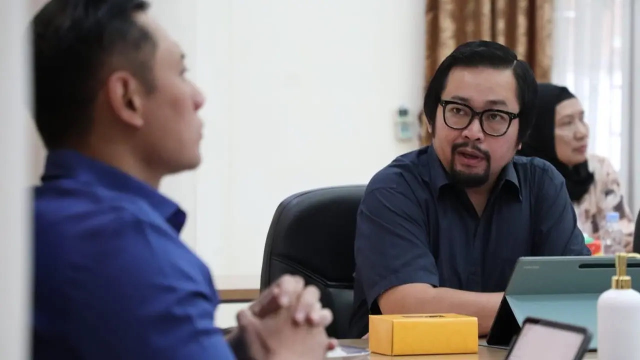 Erwin Ismail saat bertemu dengan Ketum AHY