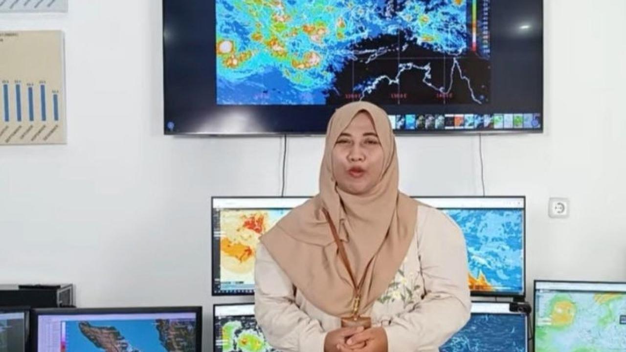Waspada! 14 Wilayah Sumut Diprediksi Hujan Ringan hingga Sedang Hari Ini, Cek Daftarnya!