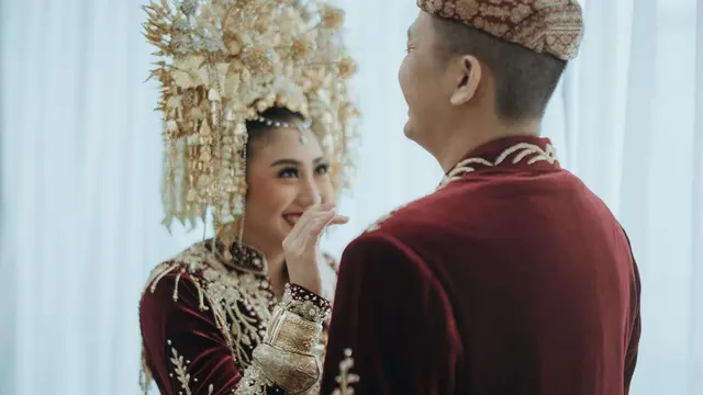 Pakai Tema Minang dan Jawa, Ini 7 Potret Prewedding Winona Willy