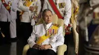 Raja Thailand Bhumibol Adulyadej (Reuters)