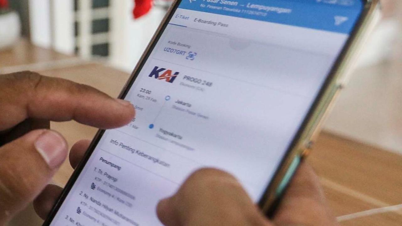 FOTO: 66 Persen dari Total 1.332.626 Tiket KAJJ yang Disediakan PT KAI Masih Tersedia untuk Mudik Lebaran 2024