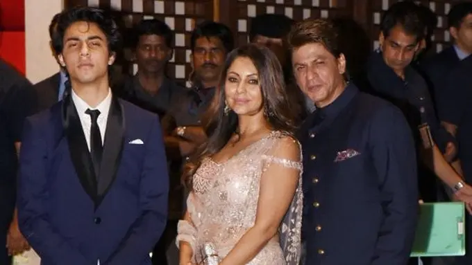 Aryan Khan Anak Shahrukh Khan Ditangkap Karena Narkoba, Ini 6 Faktanya