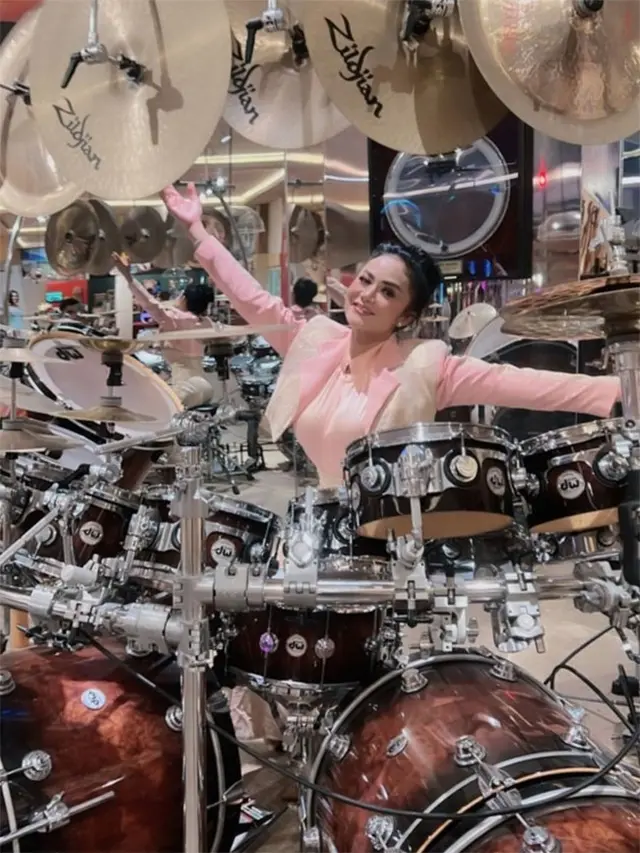 [Fimela] Krisdayanti