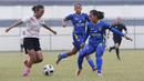 Pertandingan ini merupakan uji coba terakhir sebelum Timnas Putri Indonesia bertolak ke Tajikistan untuk menghadapi Singapura pada laga Grup C Kualifikasi Piala Asia Wanita 2022. (Foto: Bola.com/M Iqbal Ichsan)