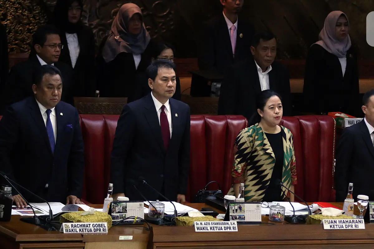 Paripurna DPR Sahkan Pemberhentian Kapolri Tito Karnavian