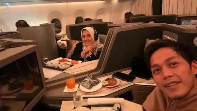 Potret Gus Iqdam dan istri (Sumber: Instagram/iqdammuhammad_)