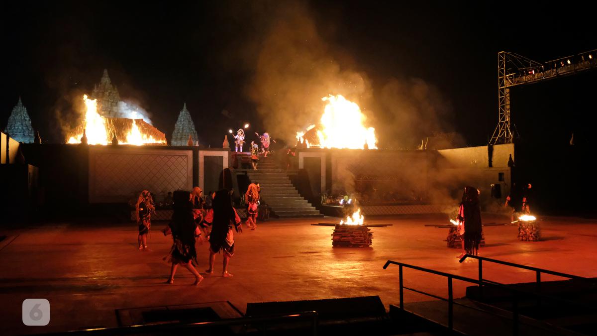 Hanyut dalam Cerita Ramayana Ballet Prambanan