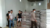 Ratusan kotak suara Pilkada Gubernur Sulut tiba di Kantor KPU Bitung, Sabtu (14/11/2020).