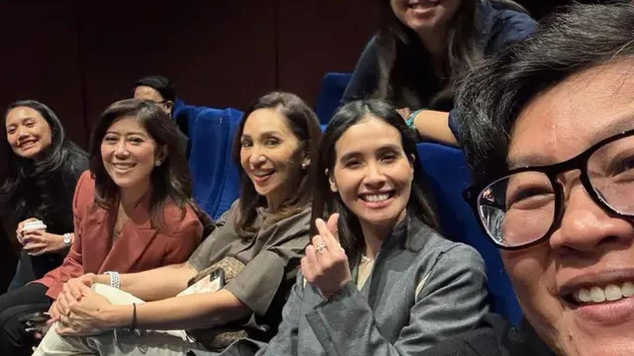 6 Potret Menteri Meutya Hafid Nonton Film 2nd Miracle In Cell No. 7: Tak Menyangka Bakal Diajak Nangis