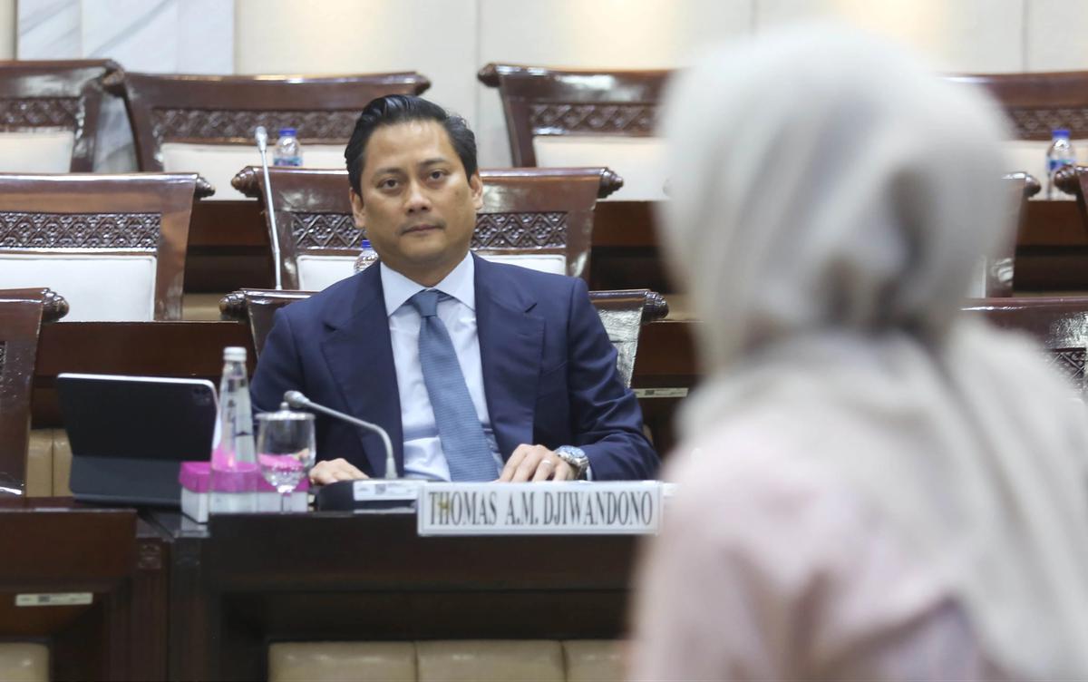 FOTO: Thomas Djiwandono Paparkan Strategi GERAK di Uji Kelayakan Deputi Gubernur BI